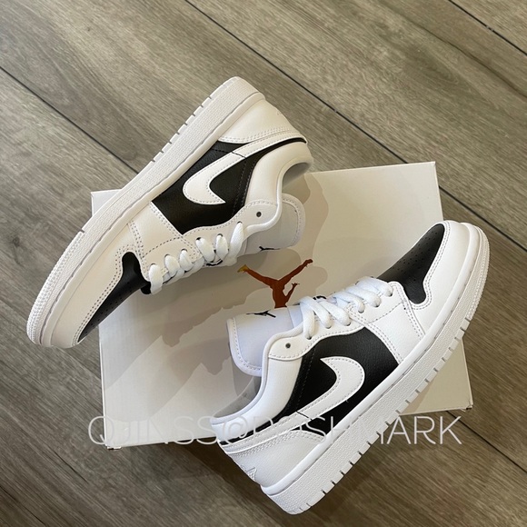 Air Jordan 1 Low women’s Panda - Picture 9 of 9